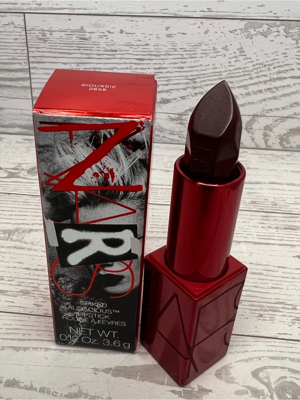 NARS Audacious Lipstick - Shade Siouxsie